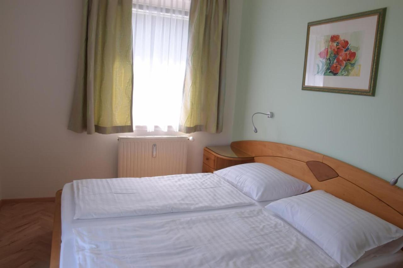 Buchenheim Apartments Райфниц Екстериор снимка