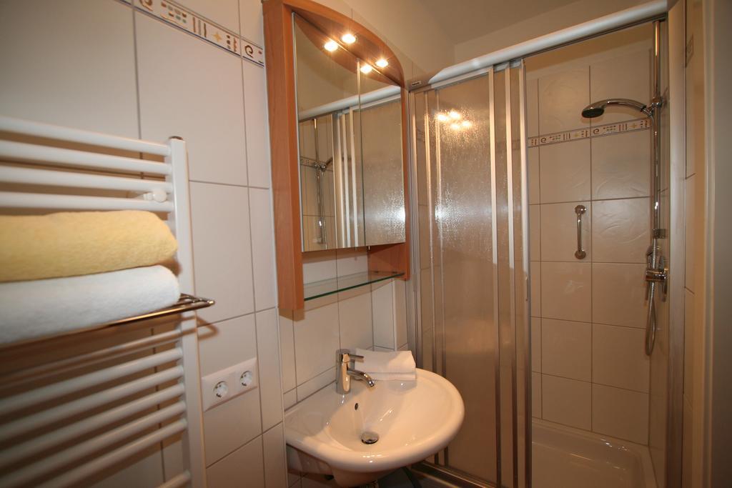 Buchenheim Apartments Райфниц Екстериор снимка